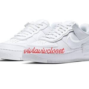 New Nike Women's White Sneakers. Never Worn